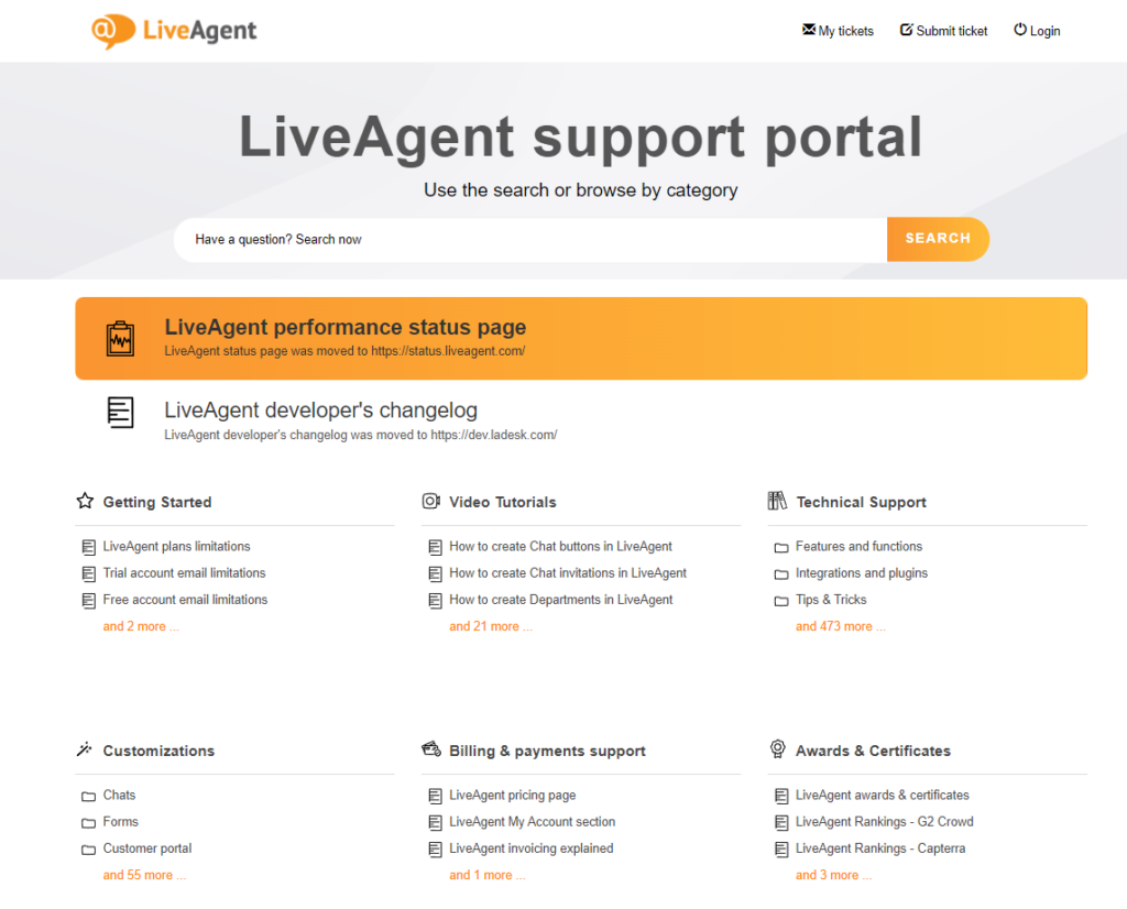 La base di conoscenza esterna di LiveAgent, con diverse categorie e una funzione di ricerca.